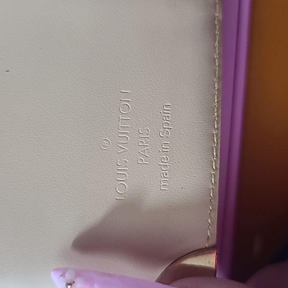 Louis Vuitton Takashi Murakami Monogram Agenda Planner Cover - Picture 5 of 12